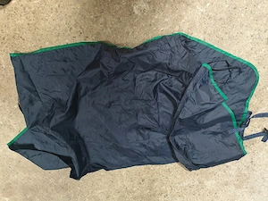 Pferde Regenausreitdecke 135cm 