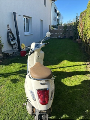Vespa Primavera 50 Moped 2-Takt Bild 9