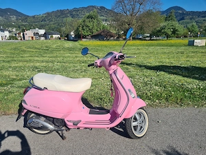 Vespa  Piaggio 125 Limited Edition 