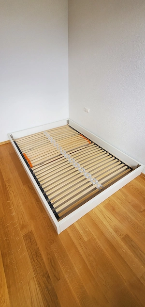 Bettgestell zu verschenken Bild 2