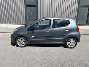 Suzuki Alto mit sehr wenig km. 43639 Bild 3