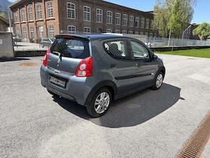 Suzuki Alto mit sehr wenig km. 43639 Bild 2