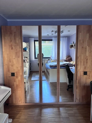 Kleiderschrank zu verschenken  Bild 4