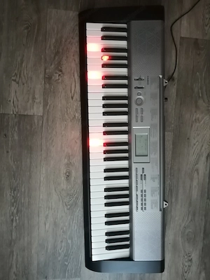 Casio Keyboard mit Tasten Lichter für leichtes lernen  Bild 5