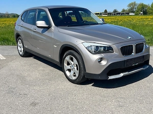BMW X1 2.0d Allrad Automatik Bild 3
