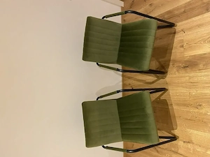 Zwei sehr schöne und hochwertige Stühle zu verkaufen.  Bild 2