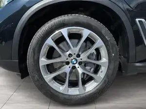 BMW X5 xDrive45e PHEV Aut. // xLine // Anhängerkupplung // HiFi // Laserlicht // Head-Up Bild 6
