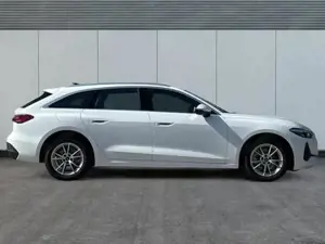 Audi A5 Avant Basis *SOFORT* NAVI+PDC+SHZ+EL.HECKKL.+17 LM TD... Bild 8