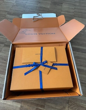 Original Louis Vuitton Pullover, Rechnung inklusive. Bild 5