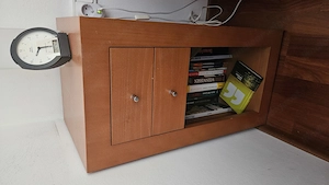 Schlafzimmer aus Buche vom Tischler bestehend aus Doppelbett, Schrank und zwei Nachtkästchen Bild 5