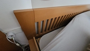Schlafzimmer aus Buche vom Tischler bestehend aus Doppelbett, Schrank und zwei Nachtkästchen Bild 4