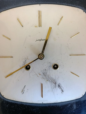 Alte Junghans Wanduhr Bild 2