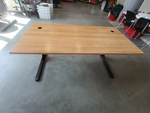 Schreibtisch  Bild 3