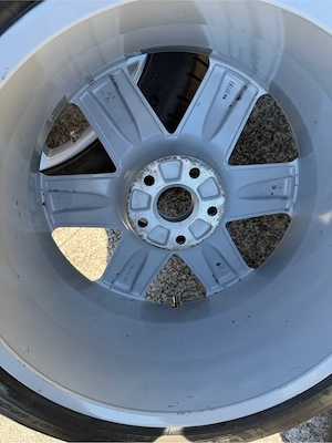 Audi Alufelgen 18 Zoll 8E0601025L Bild 6