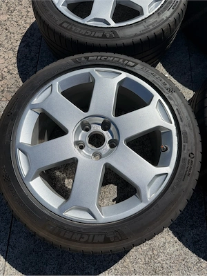 Audi Alufelgen 18 Zoll 8E0601025L Bild 8