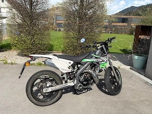 Rieju MRT 50 Supermoto Low-Edition Bild 2