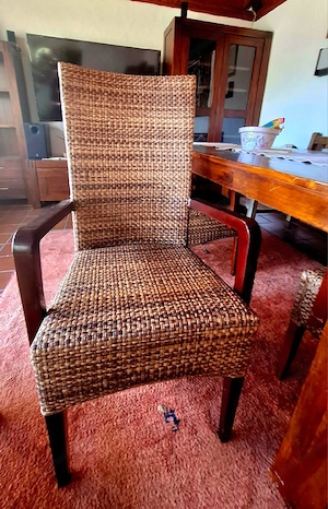 Wohnzimmermöbel Bild 9