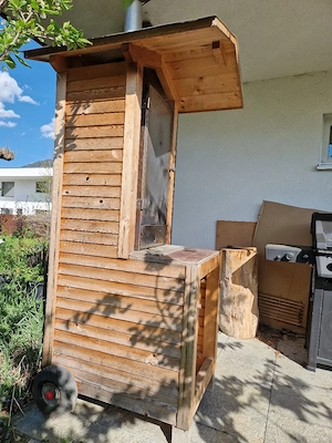 Räucherschrank Edelstahl mit Überdachung Bild 2