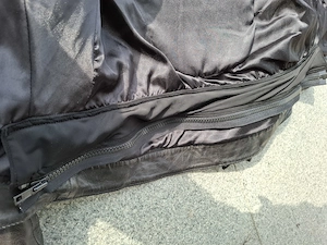 Motorradjacke Damen schwarz Leder Bild 3