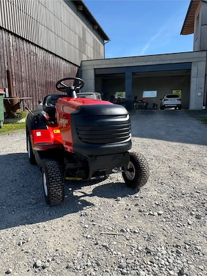 Hurricane Rasentraktor Bild 2