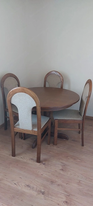 Esstisch mit 4 Stühlen zu verschenken Bild 4