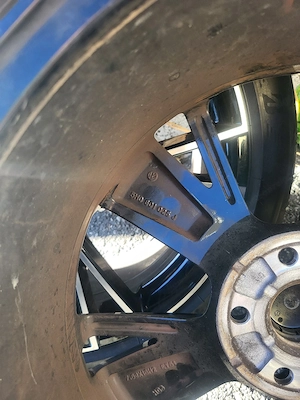 Felgen mit Bereifung Bild 5