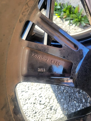 Felgen mit Bereifung Bild 6