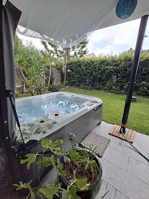 Whirlpool Hotspring Bild 5