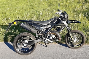 Moped Rieju MRT 50 6 2024, mit 3118 km Bild 2