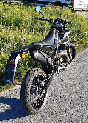 Moped Rieju MRT 50 6 2024, mit 3118 km Bild 3