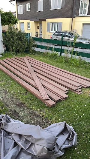 WPC Dielen braun, Holzoptik Bild 4