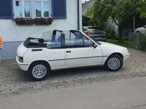 Peugeot 205