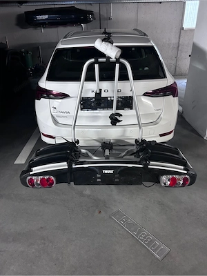 von Thule Fahradträger auf Anhägekupplung Bild 3