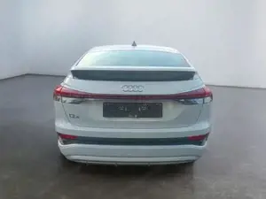 Audi e-tron 35 S Line*20 Zoll*Komfort Plus PSM Bild 4