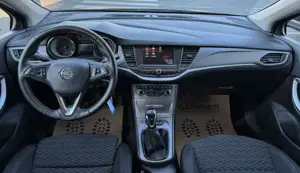 Opel Astra Bild 12