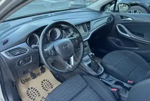 Opel Astra Bild 16