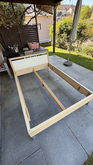 Bett 140 x 200 zu verschenken Bild 5