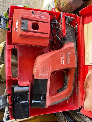 Hilti Akku Säbelsäge Bild 3