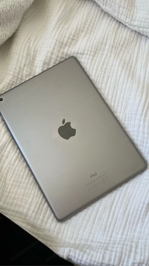 Ipad 5. Generation - Top Zustand Bild 2