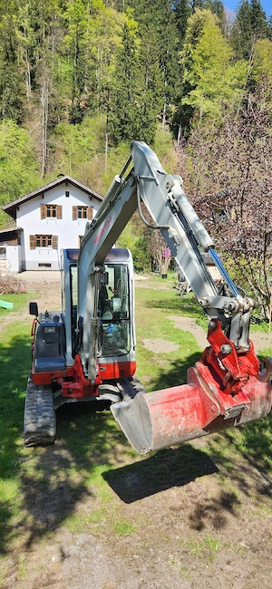 Takeuchi TB 135 Bild 4