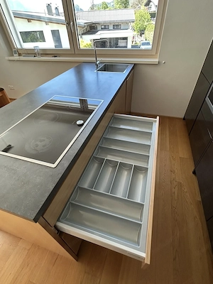 Gut erhaltene Markenküche zu verkaufen Bild 10