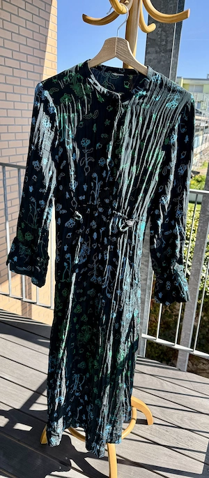 Neues modernes Kleid Baumgarten&Pferd für modebewusste Dame Bild 2