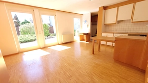 Teilmöblierte Grenznahe 1 Zimmer Garten Wohnung Bild 4