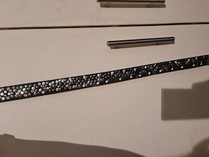 Ledergürtel mit Steinchen Bild 3