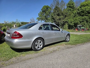 mercedes-benz w211  Bild 4