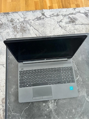 HP LAPTOP, RTL8822CE, 15.6ZOLL  Intel Pentium Celeron prozessör 15.6Zoll Led Display Windows 11 Bild 2