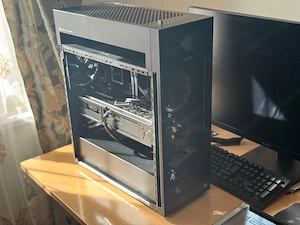 High-End Gaming PC RTX 4080 super  intel 14700K