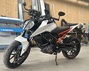 KTM Duke 125 Bj. 2020 Bild 8