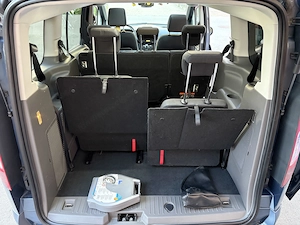 Ford Tourneo Connect Grand (L2)  1.5 EcoBlue Automatik Titanium Bild 8