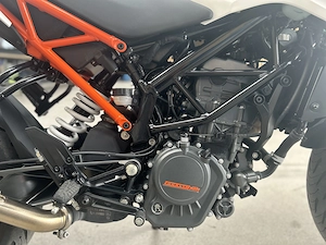 KTM Duke 125 Bj. 2020 Bild 9